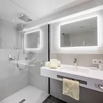 Regina Hotell 4*