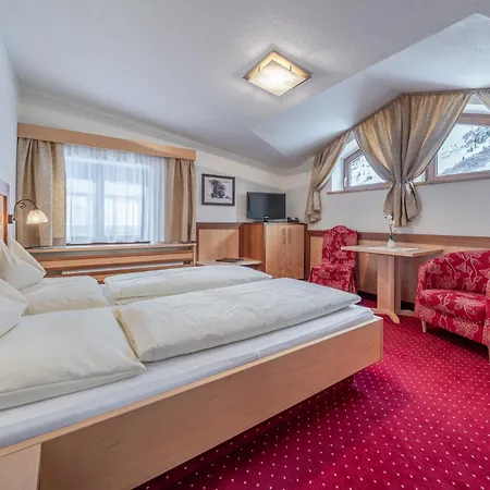 Regina Hotel 4*